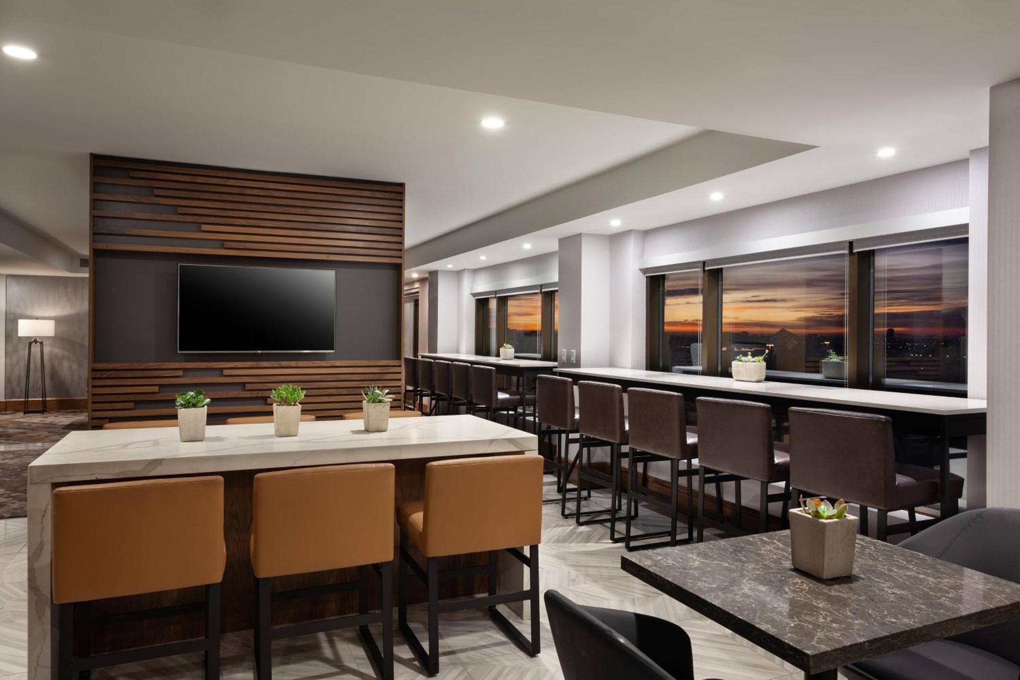 Marriott Phoenix Airport Bagian luar foto