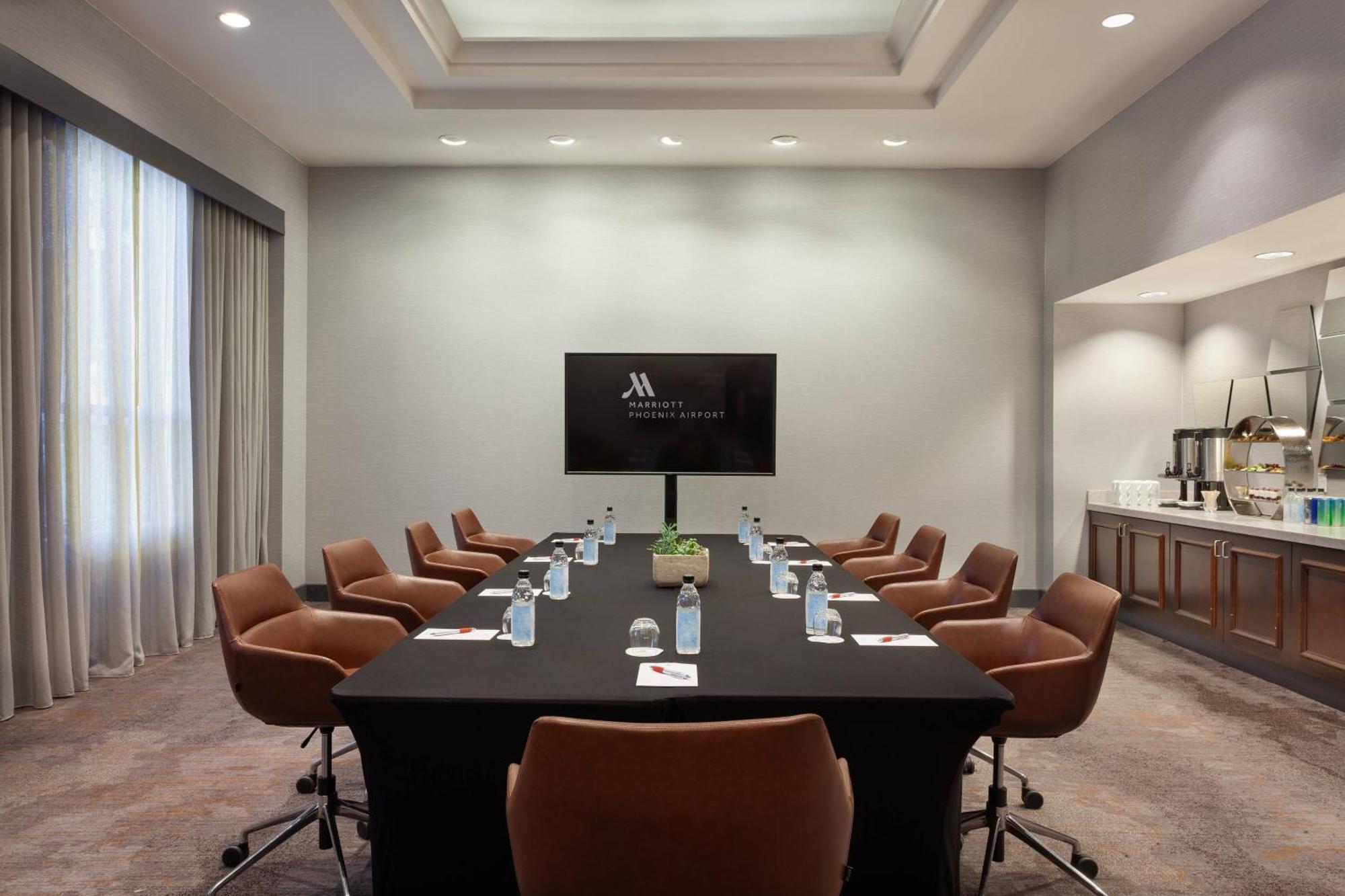 Marriott Phoenix Airport Bagian luar foto